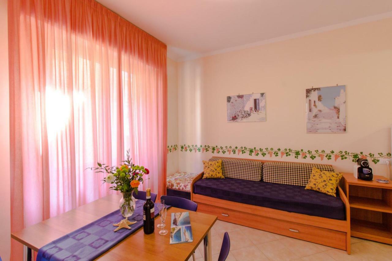 Isophylla 3*